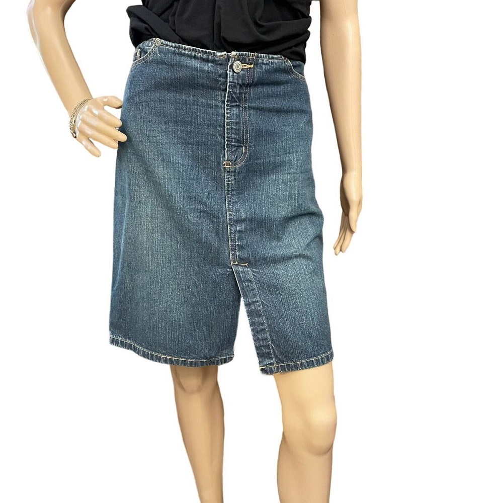 Jean Skirt Shorts: From Day to Night — Dressing Up Your Look